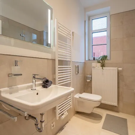 Apartment In 2 Minuten Am Bahnhof - Traumhaftes Mitten In Halle No3