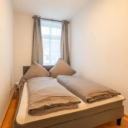 Apartamento In 2 Minuten Am Bahnhof - Traumhaftes Mitten In Halle No3 Halle (Saale)