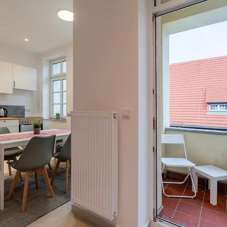 In 2 Minuten Am Bahnhof - Traumhaftes Mitten In Halle No3