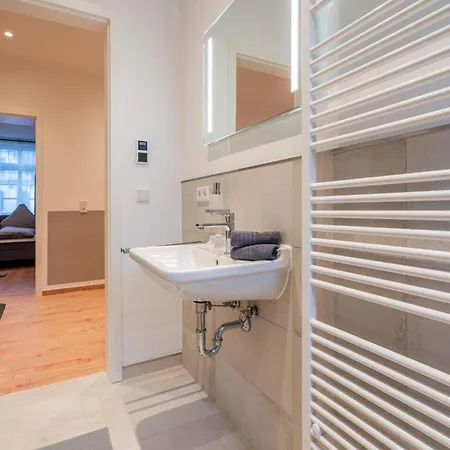 In 2 Minuten Am Bahnhof - Traumhaftes Mitten In Halle No3 Apartamento *