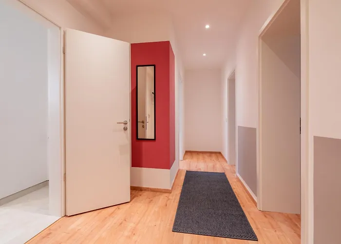 In 2 Minuten Am Bahnhof - Traumhaftes Mitten In Halle No3 *